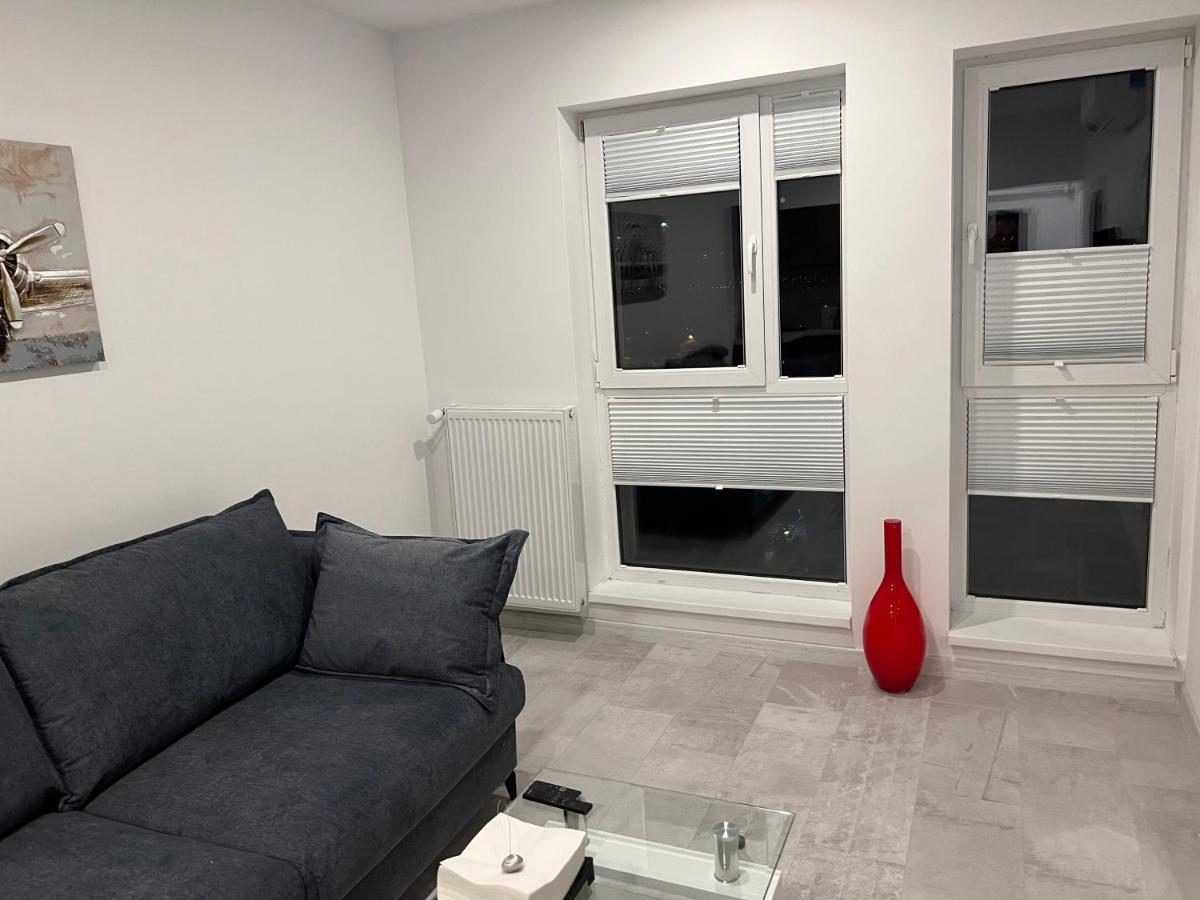 Fancy Penthouse Studio With Lakeview W10 Букурещ Екстериор снимка