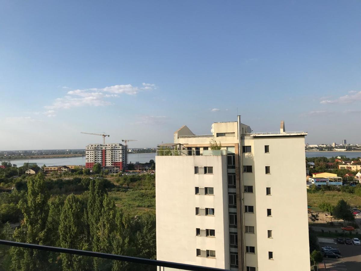 Fancy Penthouse Studio With Lakeview W10 Букурещ Екстериор снимка