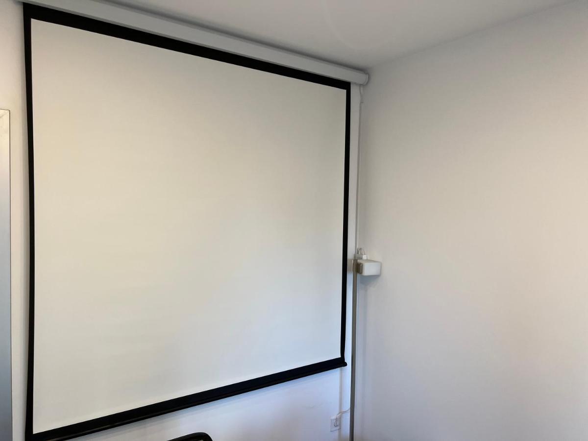 Fancy Penthouse Studio With Lakeview W10 Букурещ Екстериор снимка