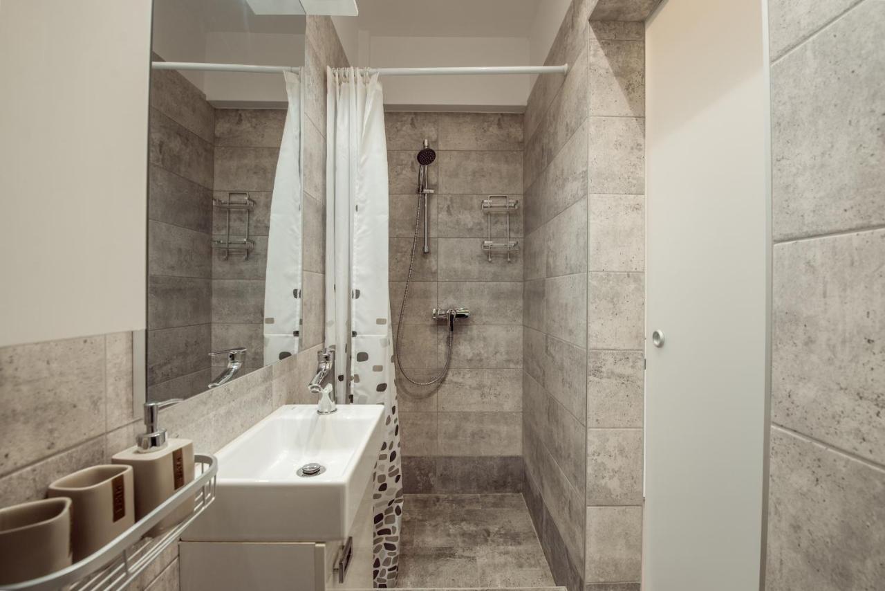 Fancy Penthouse Studio With Lakeview W10 Букурещ Екстериор снимка